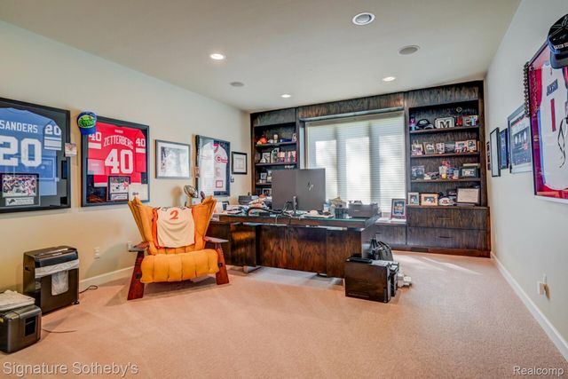 3225 Legacy Court, West Bloomfield Charter Township, MI 48323