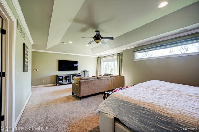 3225 Legacy Court, West Bloomfield Charter Township, MI 48323