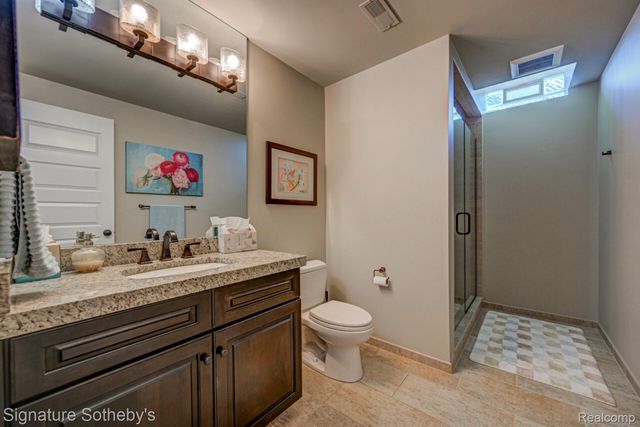 3225 Legacy Court, West Bloomfield Charter Township, MI 48323