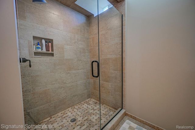 3225 Legacy Court, West Bloomfield Charter Township, MI 48323