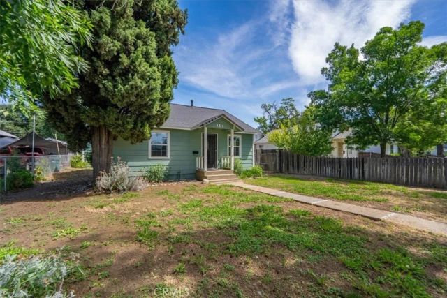 812 South, Corning, CA 96021