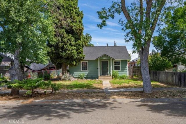 812 South, Corning, CA 96021