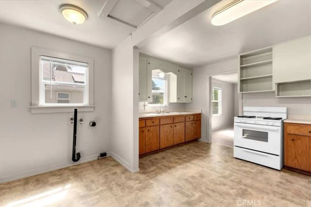 812 South, Corning, CA 96021