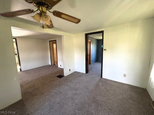 2047 Wilson Avenue NE, Warren, OH 44483