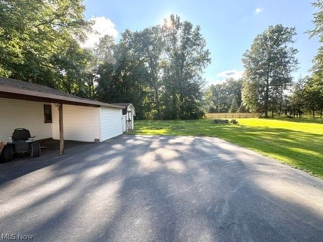 2047 Wilson Avenue NE, Warren, OH 44483