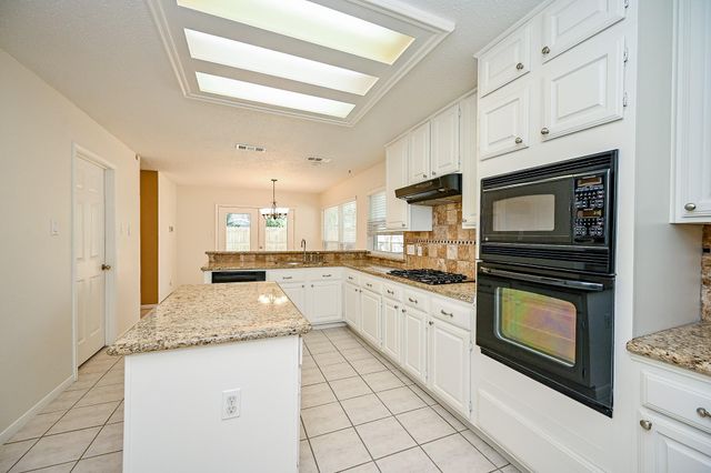 12506 Limber Pine Pl Place, Cypress, TX 77429