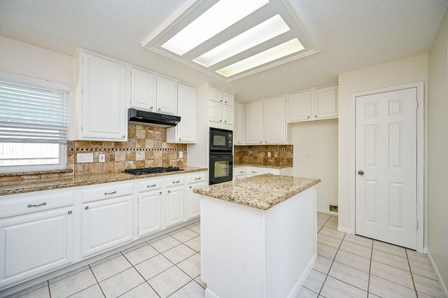 12506 Limber Pine Pl Place, Cypress, TX 77429