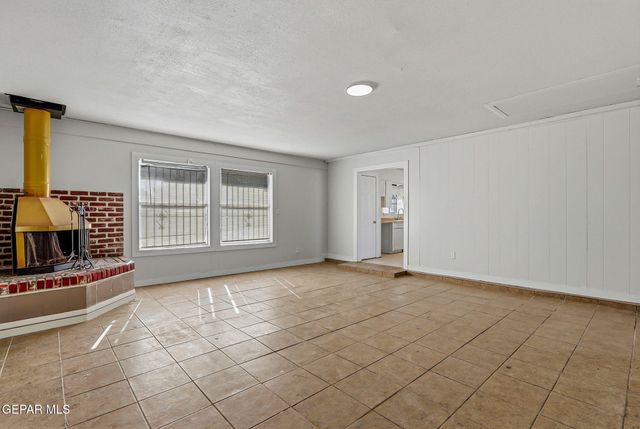 3405 Olympic Avenue, El Paso, TX 79904