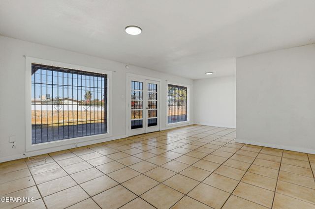 3405 Olympic Avenue, El Paso, TX 79904