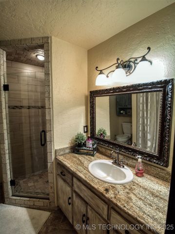 14208 Bois D Arc Road, Kingston, OK 73439