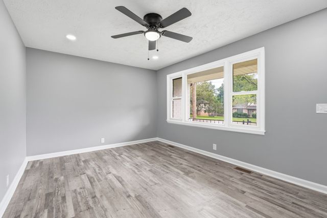405 Beechwood Ct, Smyrna, TN 37167