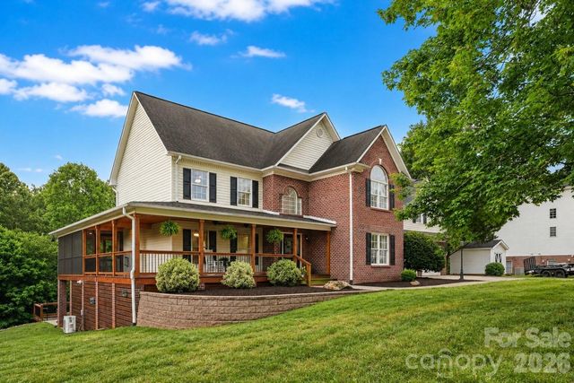4616 20th Street Place NE, Hickory, NC 28601