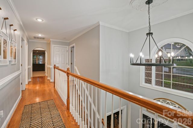 4616 20th Street Place NE, Hickory, NC 28601