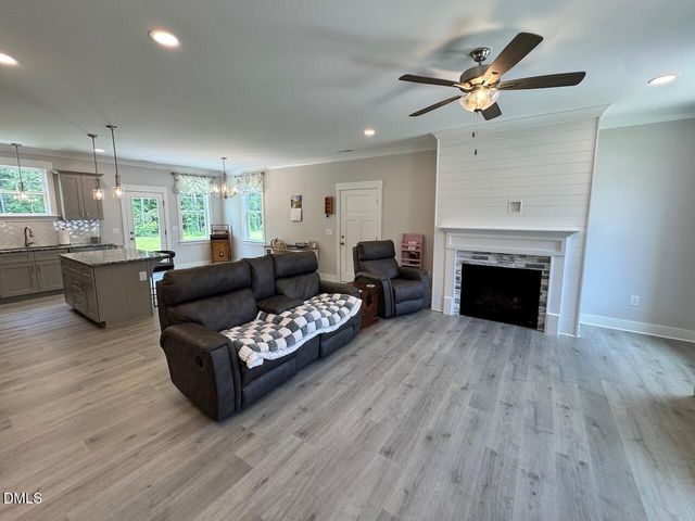 39 N Rowsham Place, Smithfield, NC 27577