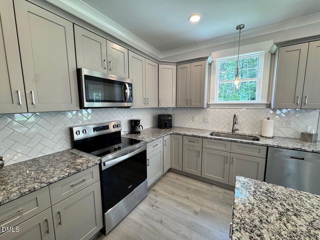 39 N Rowsham Place, Smithfield, NC 27577