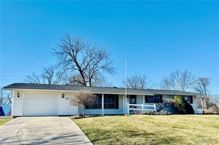 34 Hillcrest Drive, Hannibal, MO 63401