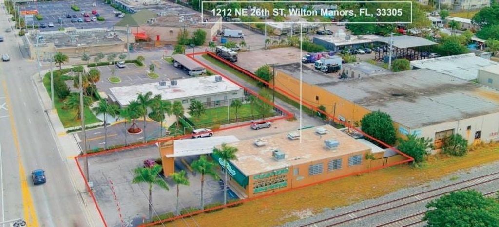 1212 NE 26th St, Wilton Manors, FL 33305