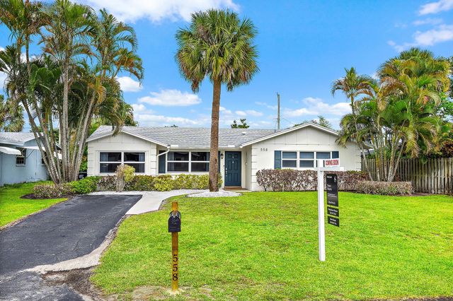 558 Ivy Avenue, Palm Beach Gardens, FL 33410