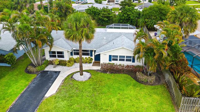 558 Ivy Avenue, Palm Beach Gardens, FL 33410