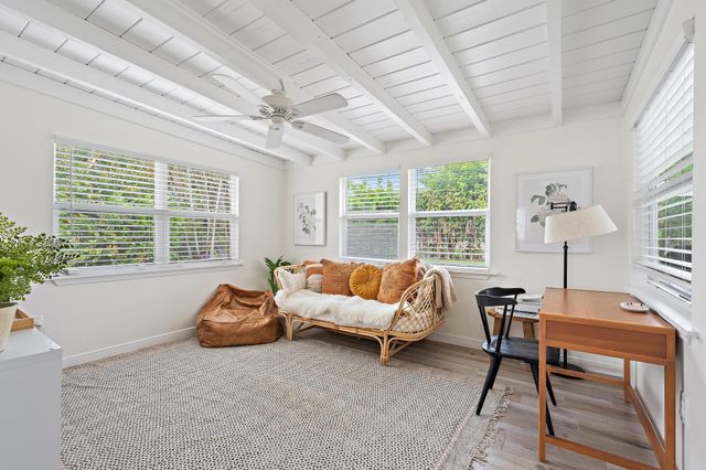 558 Ivy Avenue, Palm Beach Gardens, FL 33410