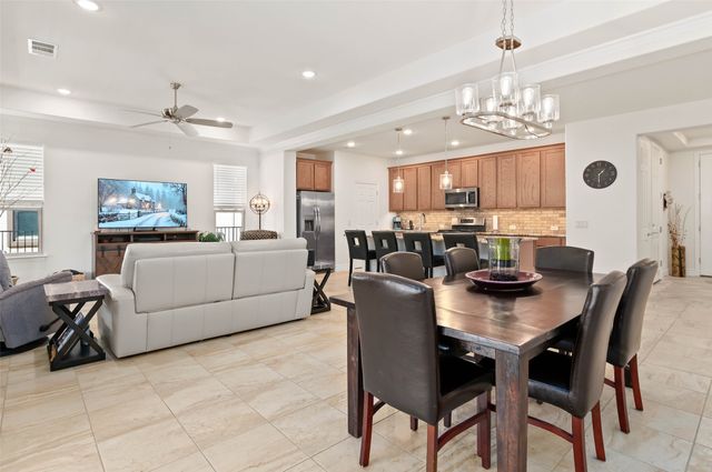 9804 Stonefield Way, Denton, TX 76207