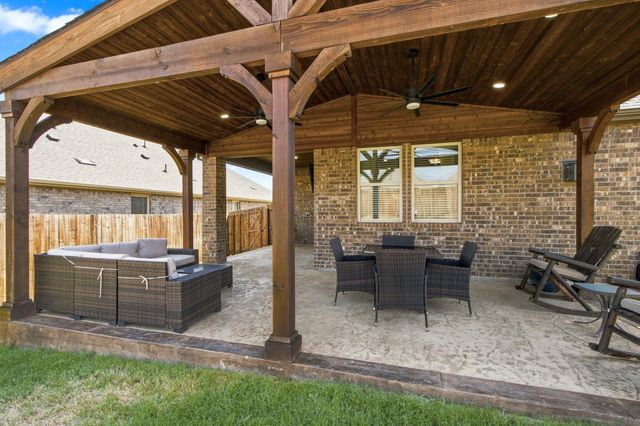 11217 Shady Meadows Way, Aubrey, TX 76227