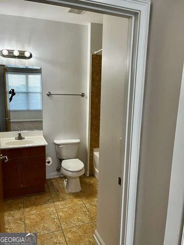898 Oak Street SW 1321, Atlanta, GA 30310