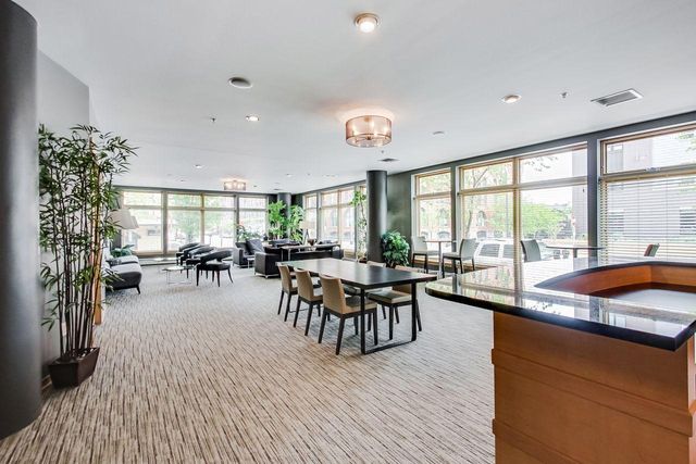 111 4th Avenue N 304, Minneapolis, MN 55401