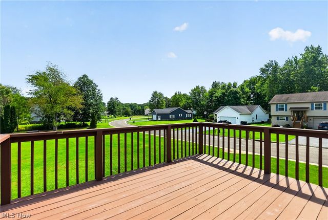 1064 Saul Drive, Hubbard, OH 44425