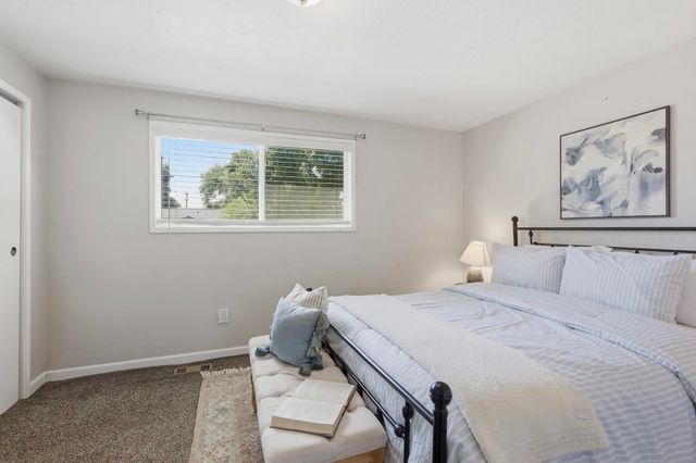 12421 E 31st Ave, Spokane Valley, WA 99216
