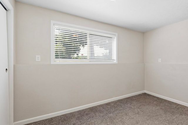 12421 E 31st Ave, Spokane Valley, WA 99216