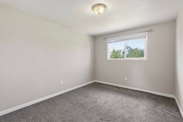 12421 E 31st Ave, Spokane Valley, WA 99216
