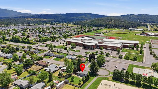 12421 E 31st Ave, Spokane Valley, WA 99216
