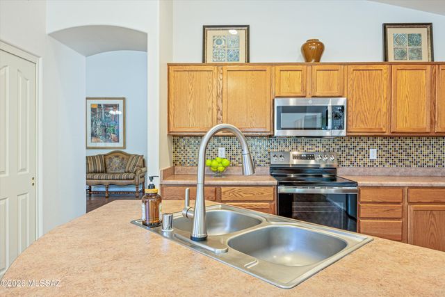 63140 E Whispering Tree Lane, Tucson, AZ 85739