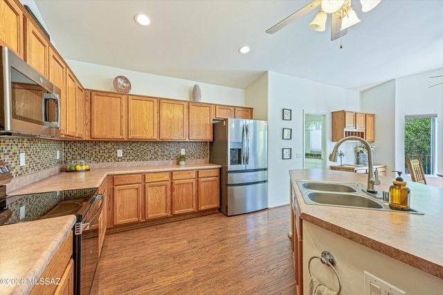 63140 E Whispering Tree Lane, Tucson, AZ 85739
