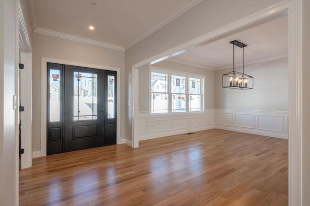 6 Newbury, Pelham, NH 03076