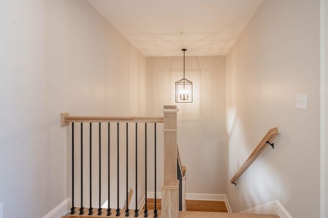 6 Newbury, Pelham, NH 03076