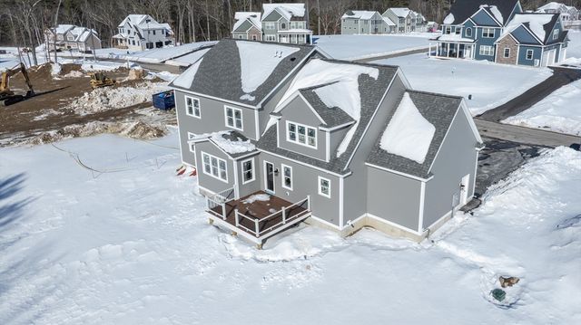 6 Newbury, Pelham, NH 03076