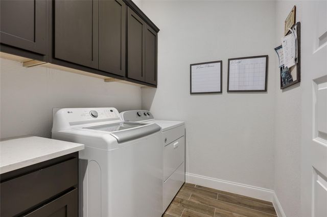 19520 Tranquility Falls PATH, Jonestown, TX 78645