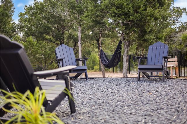 19520 Tranquility Falls PATH, Jonestown, TX 78645