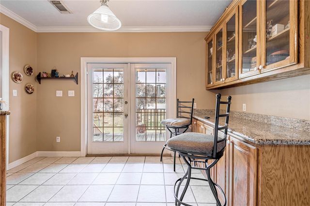 206 Lake Front Drive, Trinity, TX 75862