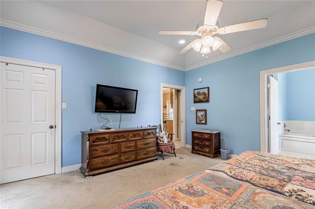 206 Lake Front Drive, Trinity, TX 75862