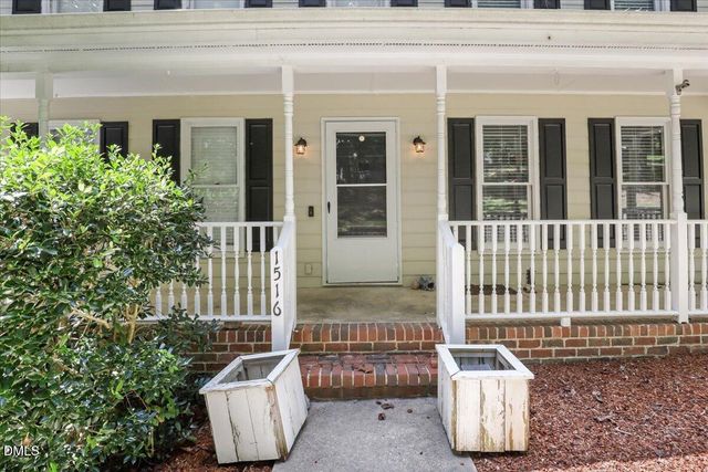 1516 Andersonwood Drive, Fuquay Varina, NC 27526