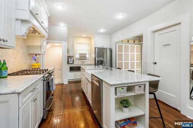 19 Forest Avenue, Verona, NJ 07044