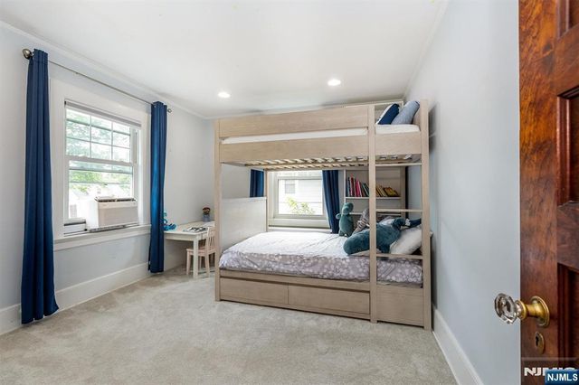 19 Forest Avenue, Verona, NJ 07044