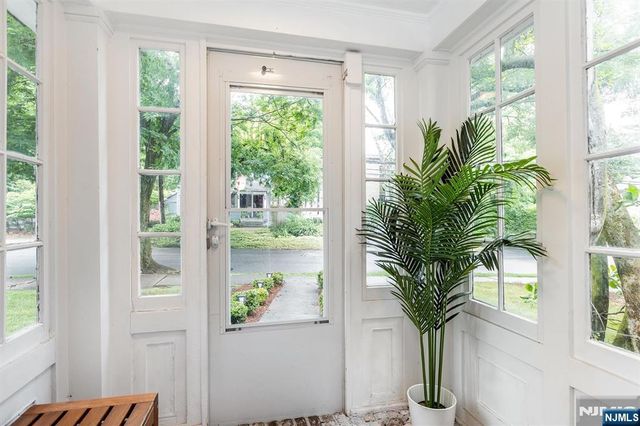 19 Forest Avenue, Verona, NJ 07044