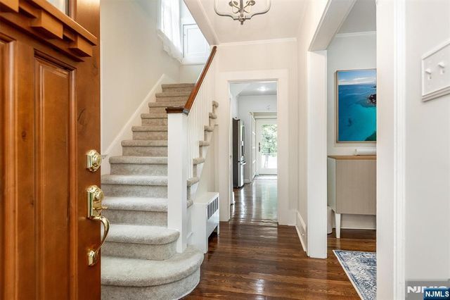 19 Forest Avenue, Verona, NJ 07044
