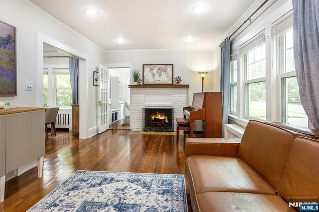 19 Forest Avenue, Verona, NJ 07044