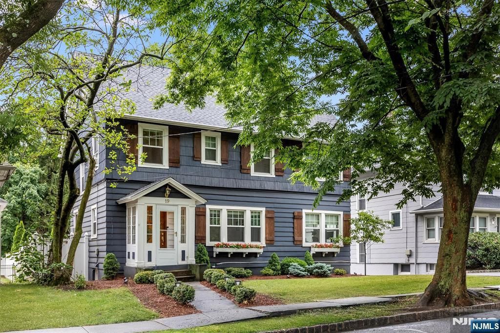 19 Forest Avenue, Verona, NJ 07044