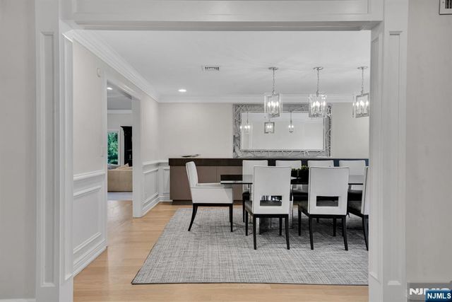 72 Adams Drive, Cresskill, NJ 07626